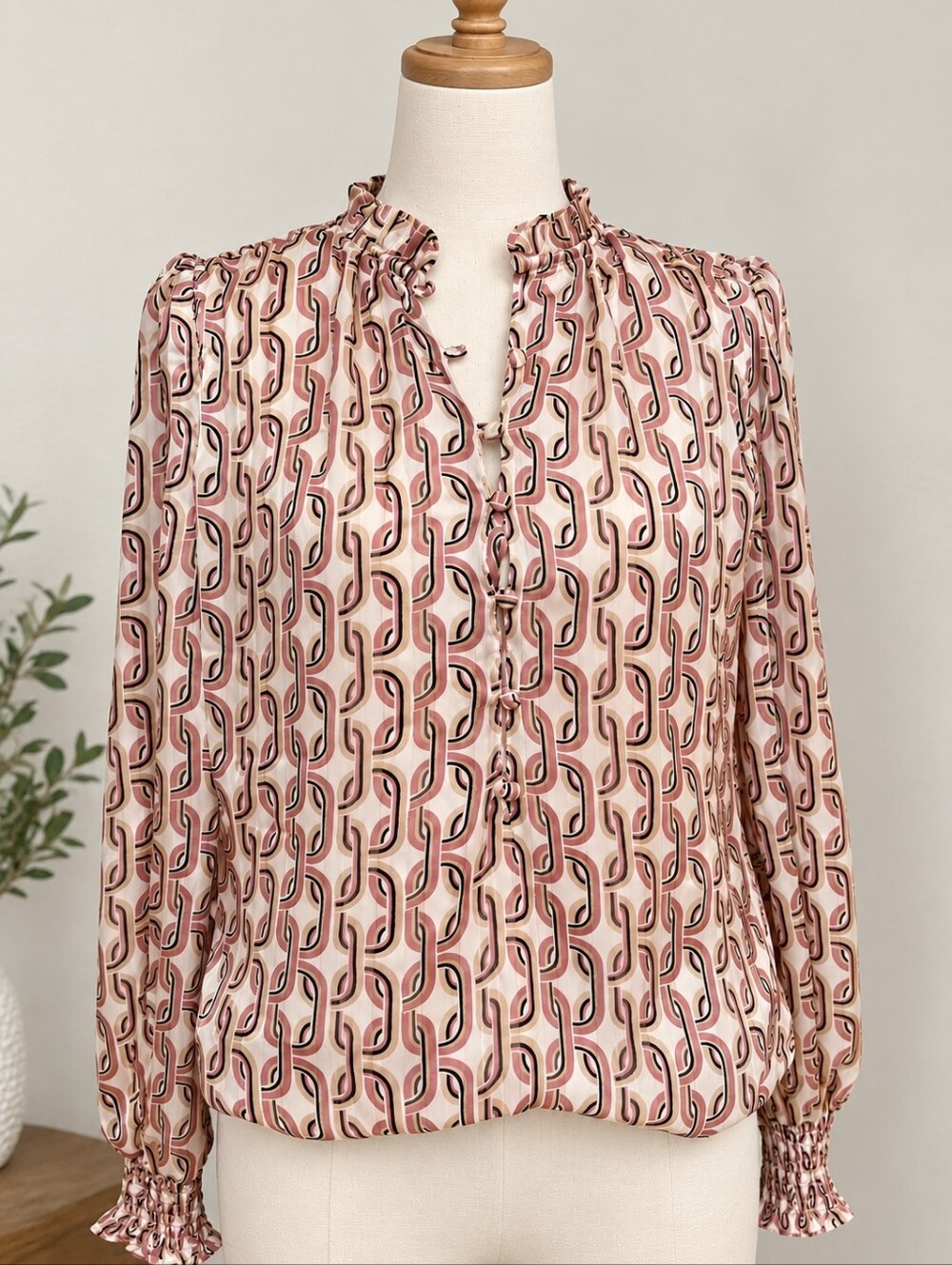Autres Filles Pink Abstract Print Ruffle Blouse Size S